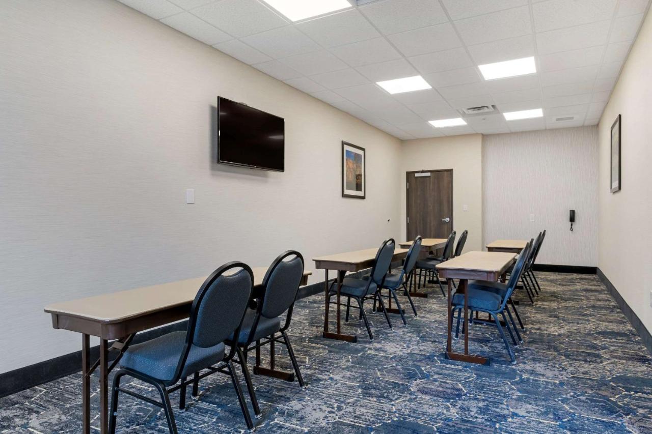 Comfort Suites Paducah Luaran gambar